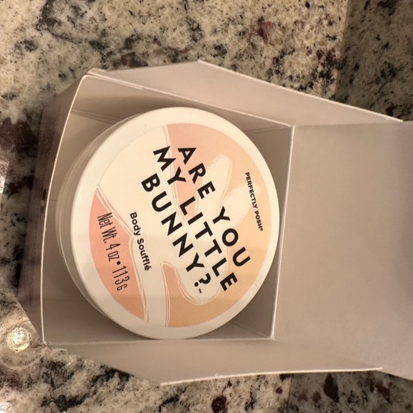 Perfectly Posh~Are You My Little Bunny? Body Soufflé~New and Sealed in box - Picture 4 of 5